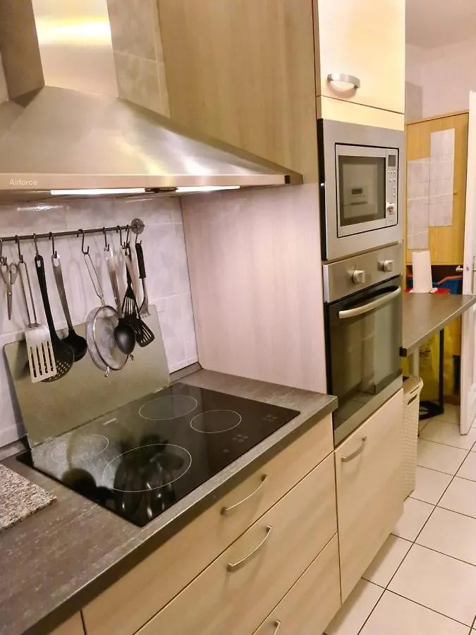 Apartment Nr.5 In : Nurnbegerstr.23, 70374 シュトゥットガルト
