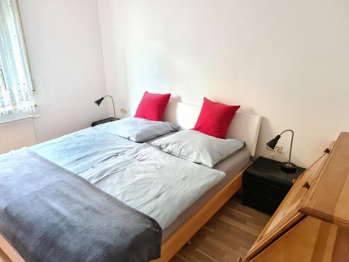 Apartment Nr.5 In : Nurnbegerstr.23, 70374 シュトゥットガルト 0*,  ドイツ